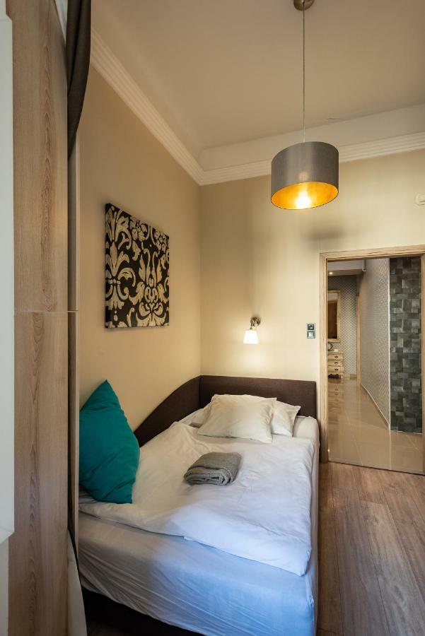 Center,The Rumbach Suite Budapesta Exterior foto